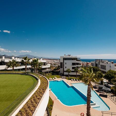 Luxurious 2 Bedroom Apartment Close To The Beach In Estepona Exterior photo